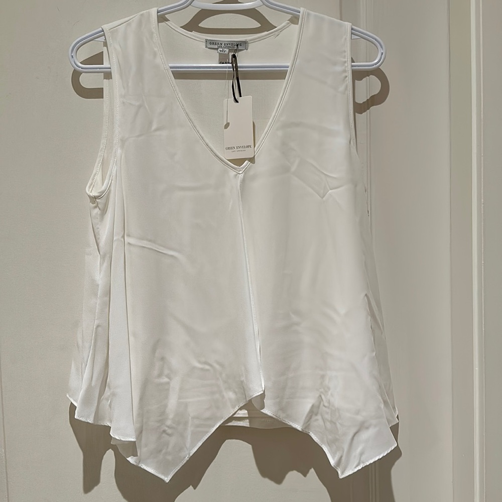 Nwt. Green envelope blouse